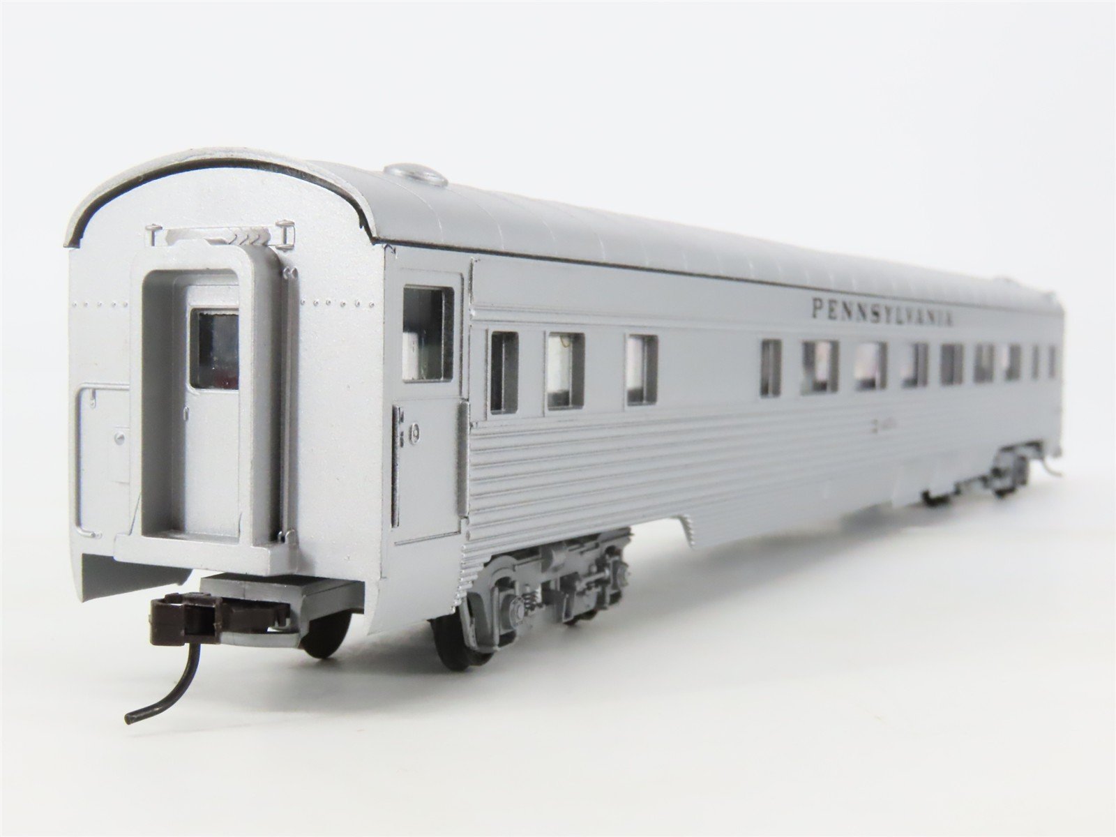 HO Scale Con-Cor H-703 PRR Pennsylvania Coach Passenger Car #4654