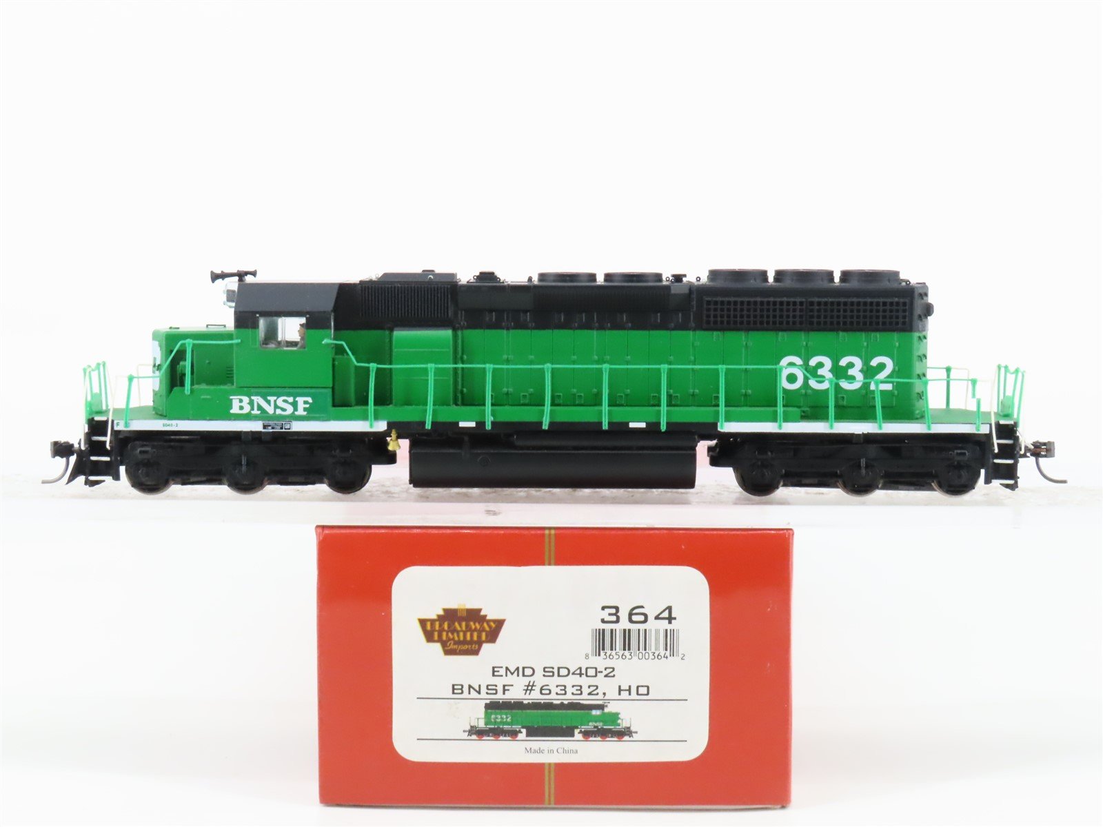 HO Scale Broadway Limited BLI 364 BNSF Railway SD40-2 Diesel #6332 wDCC & Sound