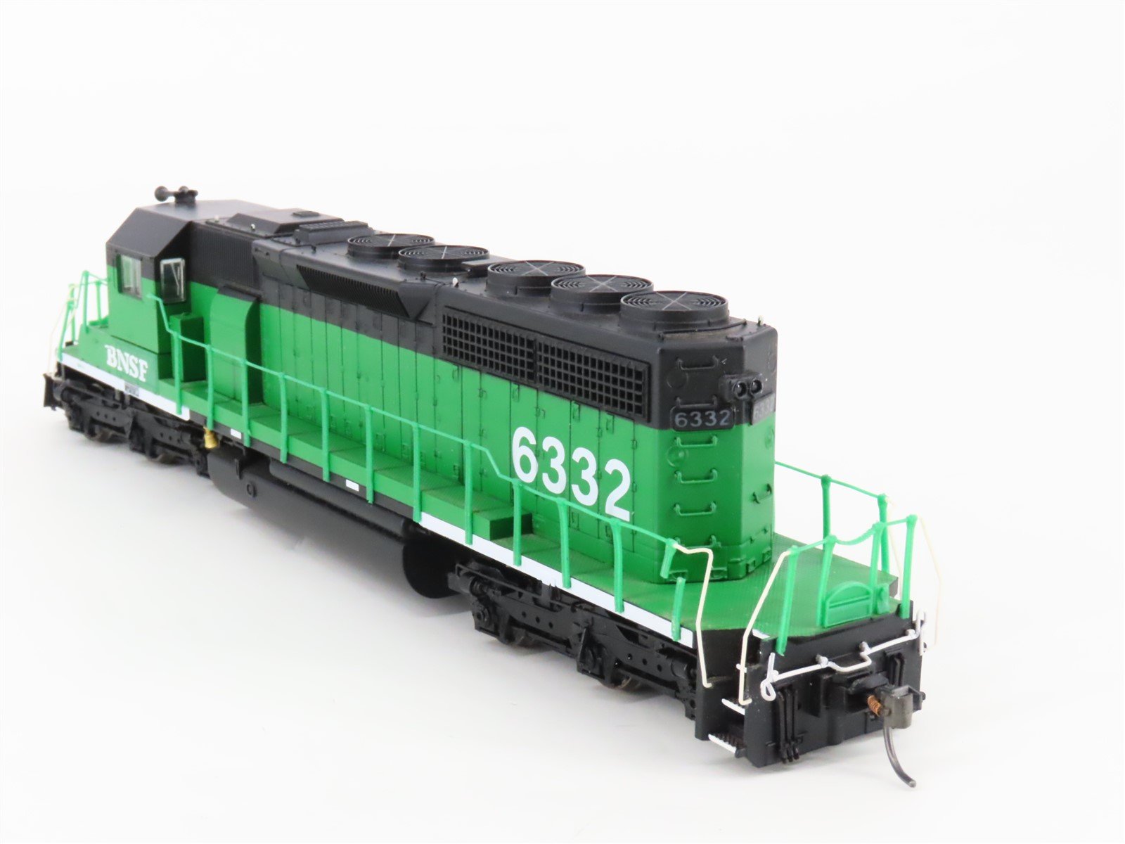 HO Scale Broadway Limited BLI 364 BNSF Railway SD40-2 Diesel #6332 wDCC & Sound