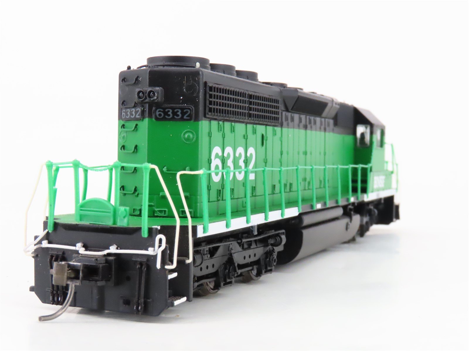 HO Scale Broadway Limited BLI 364 BNSF Railway SD40-2 Diesel #6332 wDCC & Sound