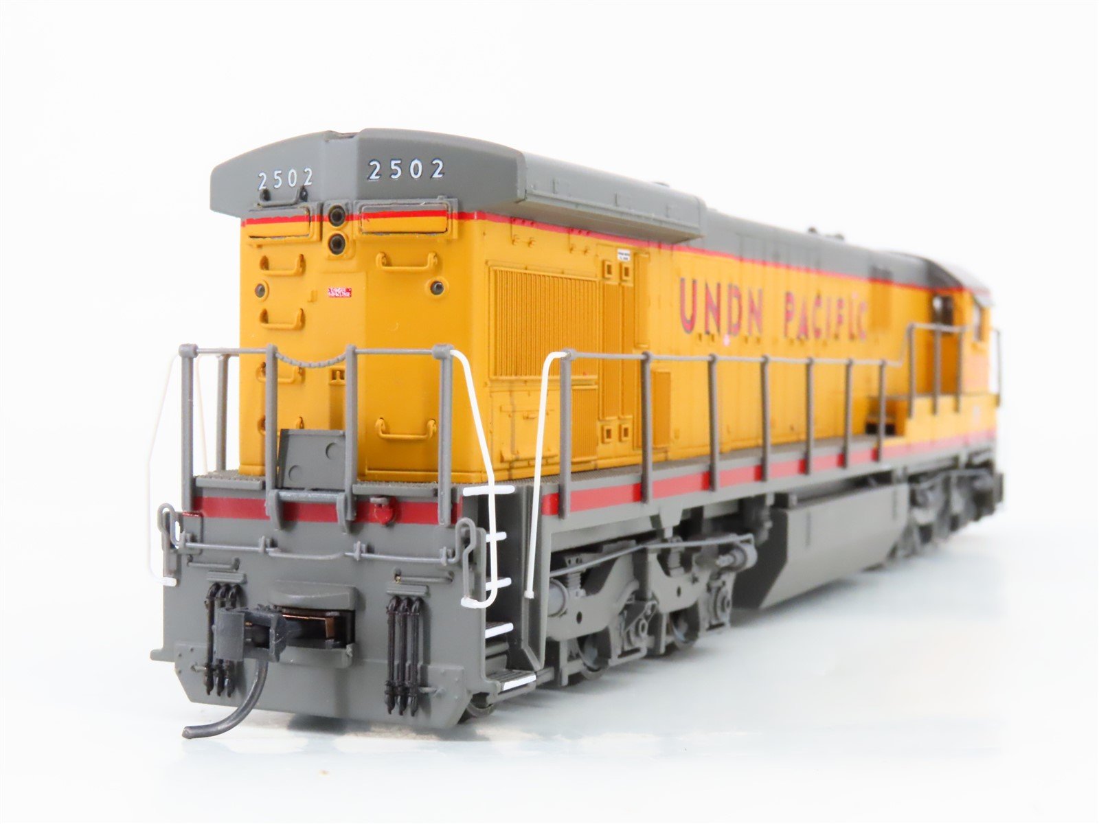 HO Scale Broadway Limited BLI 569 UP Union Pacific C30-7 Diesel Locomotive #2502