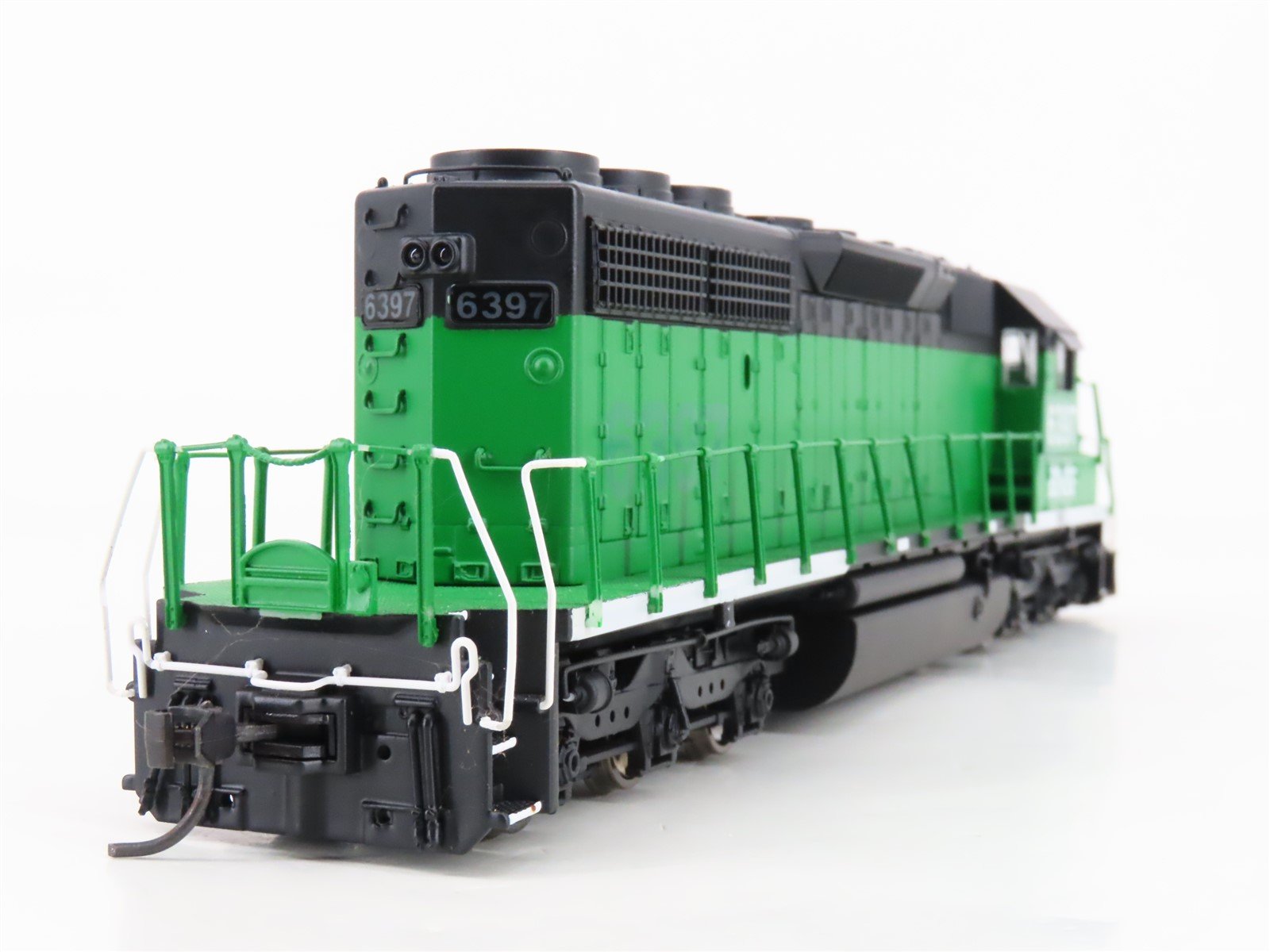 HO Scale Broadway Limited BLI 703 BNSF Railway SD40-2 Diesel #6397 wDCC & Sound