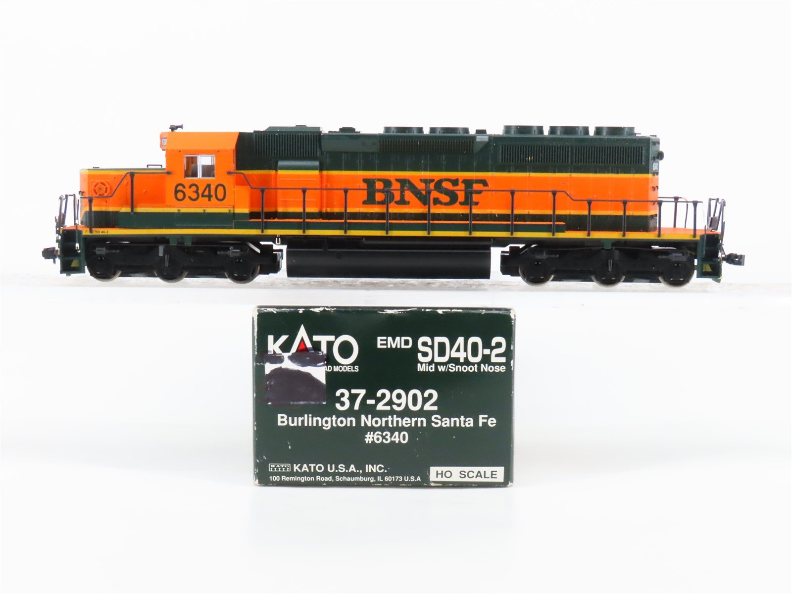 HO Scale KATO 37-3902 BNSF Railway SD40-2 Diesel Locomotive #6340