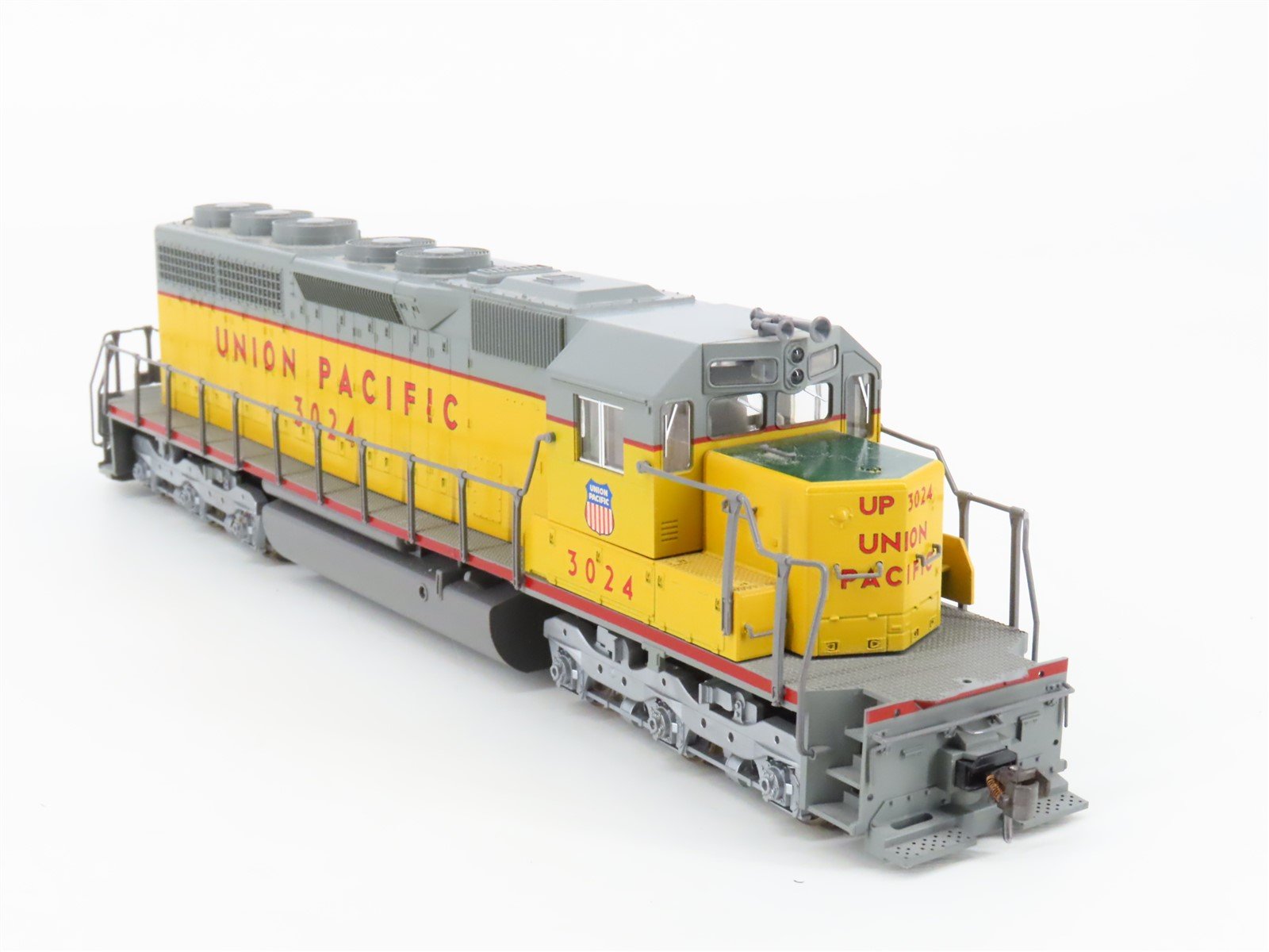 HO Scale KATO 37-01E UP Union Pacific SD40 Diesel Locomotive #3024