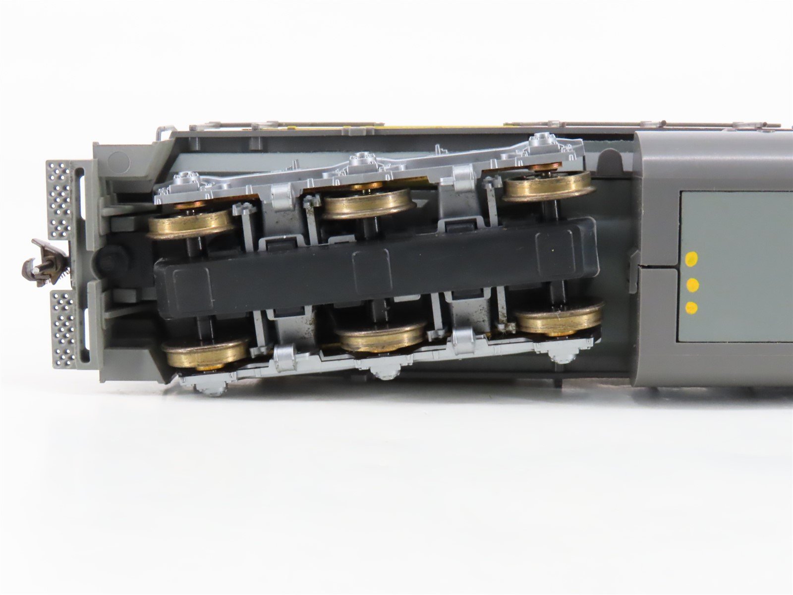 HO Scale KATO 37-01E UP Union Pacific SD40 Diesel Locomotive #3024