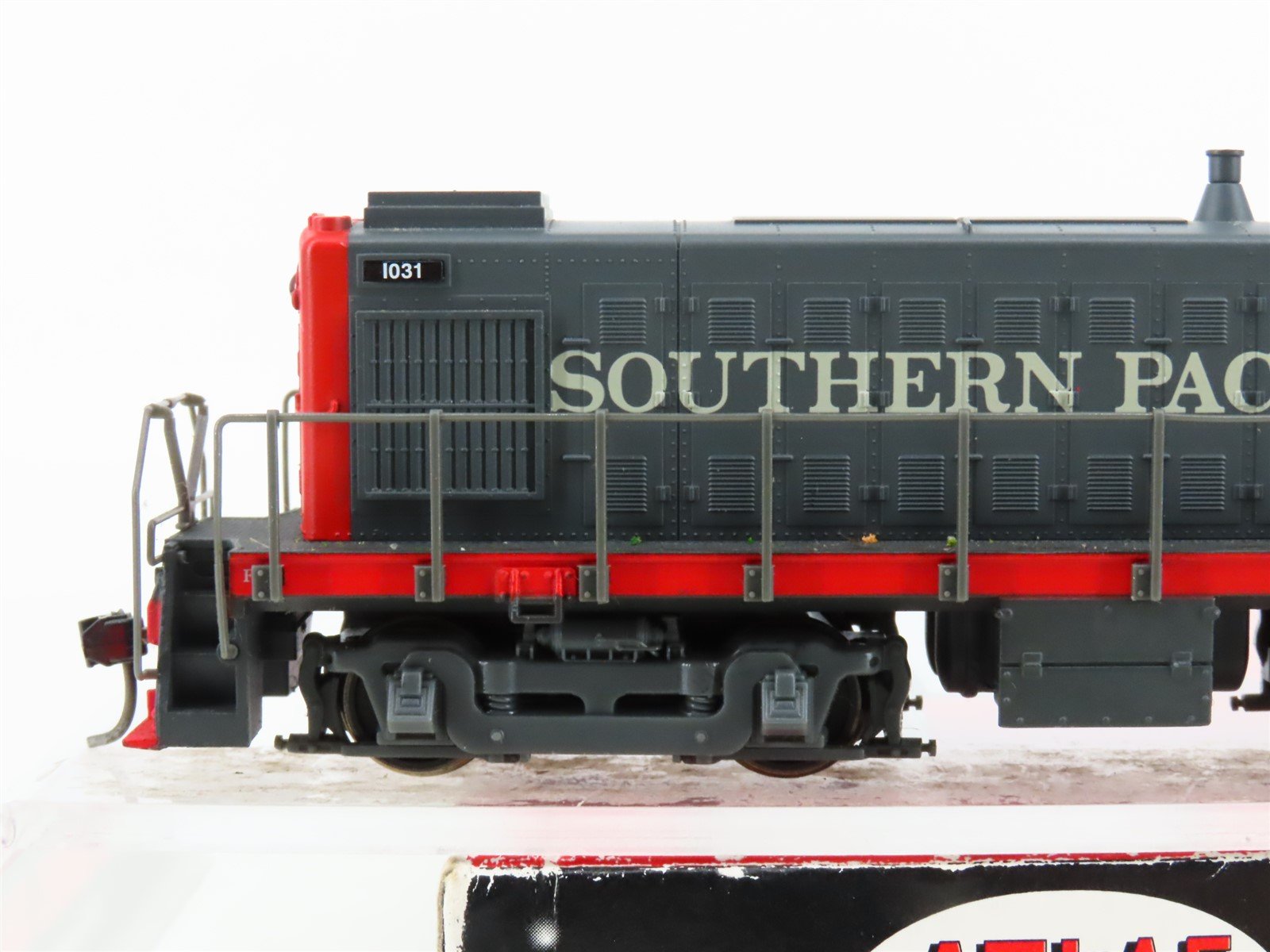 HO Scale Atlas 8827 SP Southern Pacific S3 Diesel Locomotive #1031