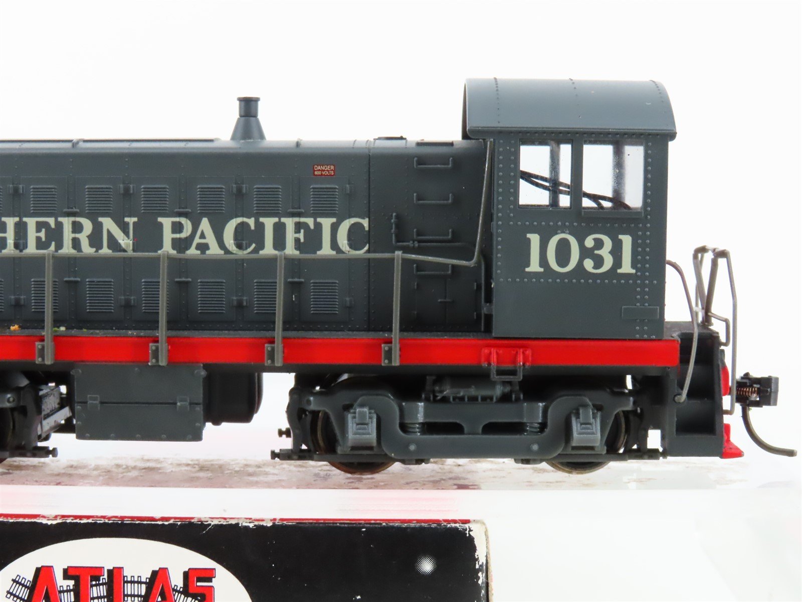 HO Scale Atlas 8827 SP Southern Pacific S3 Diesel Locomotive #1031