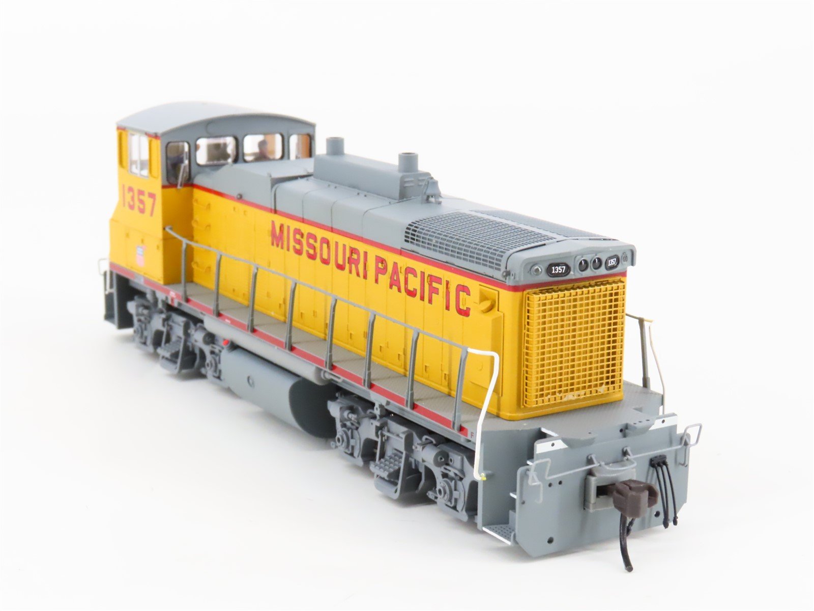 HO Scale Atlas 9421 MP Missouri Pacific MP15DC Diesel Loco #1357 w/ DCC & Sound