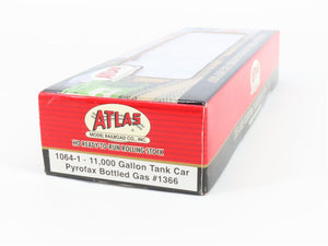 HO Scale Atlas 1064-1 SHPX Pyrofax Bottled Gas 11,000 Gallon Tank Car #1366