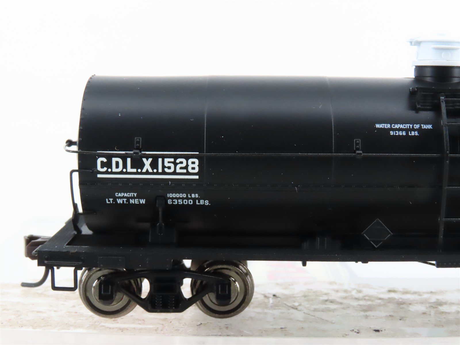 HO Scale Atlas 1031-2 CDLX California Dispatch Line 11,000 Gallon Tank Car #1528