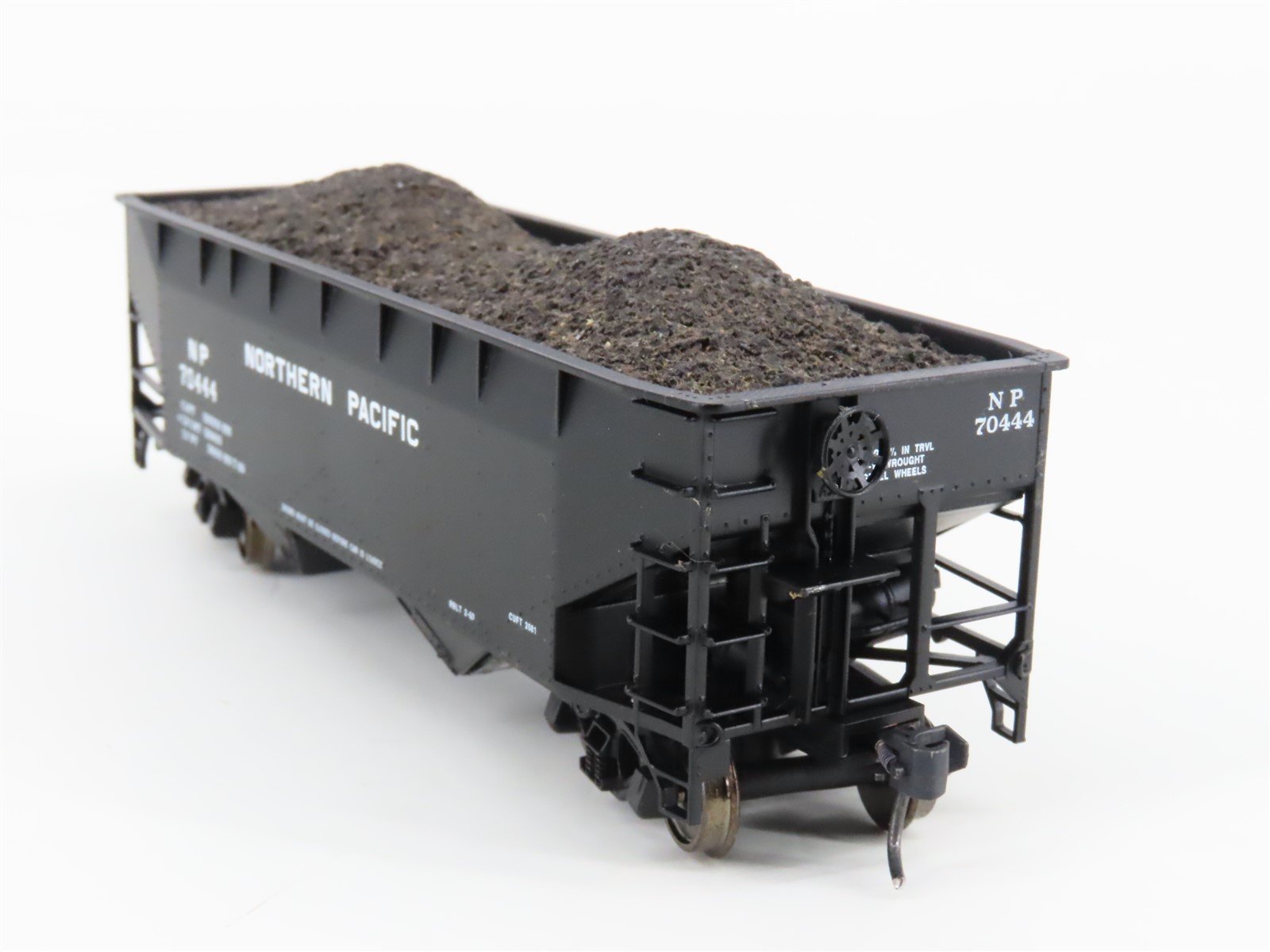 HO Scale Atlas 1859 NP Northern Pacific Railroad 2-Bay Offset Side Hopper #70444