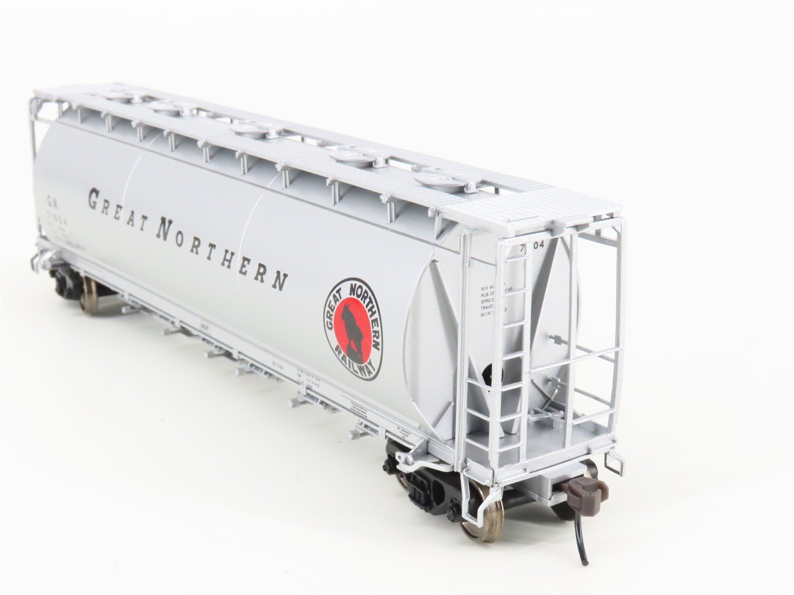 HO Scale Atlas #1962-1 GN Great Northern Railway 6-Bay Cylindrical Hopper #71604