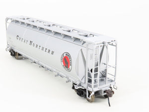 HO Scale Atlas #1962-1 GN Great Northern Railway 6-Bay Cylindrical Hopper #71604