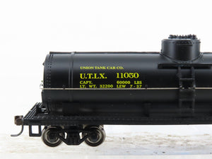 HO Scale Bachmann Silver Series 17832 UTLX Gramps 40' Single Dome Tank Car 11050