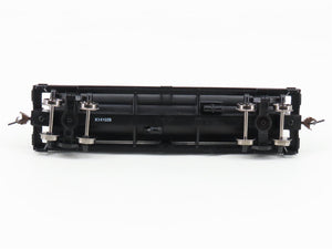 HO Scale Bachmann Silver Series 17832 UTLX Gramps 40' Single Dome Tank Car 11050