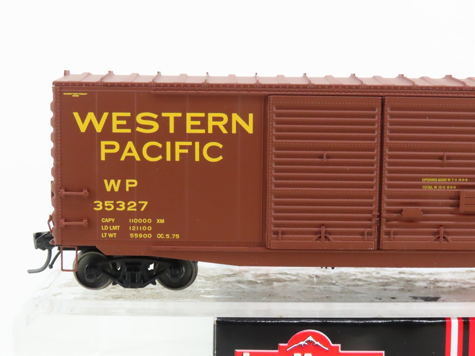 HO InterMountain 45622-01* WP Western Pacific 50' Double Door Box Car 35327