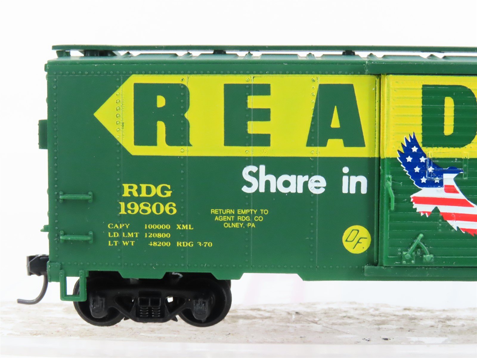 HO Scale Mantua 734-186 RDG Reading 41' Single Door Box Car #19806