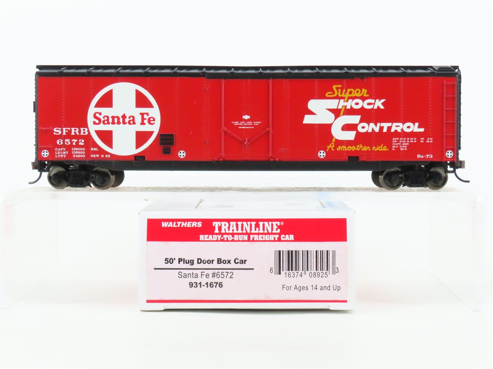 HO Scale Walthers Trainline 931-1676 SFRB Santa Fe 50' Plug Door Box Car #6572