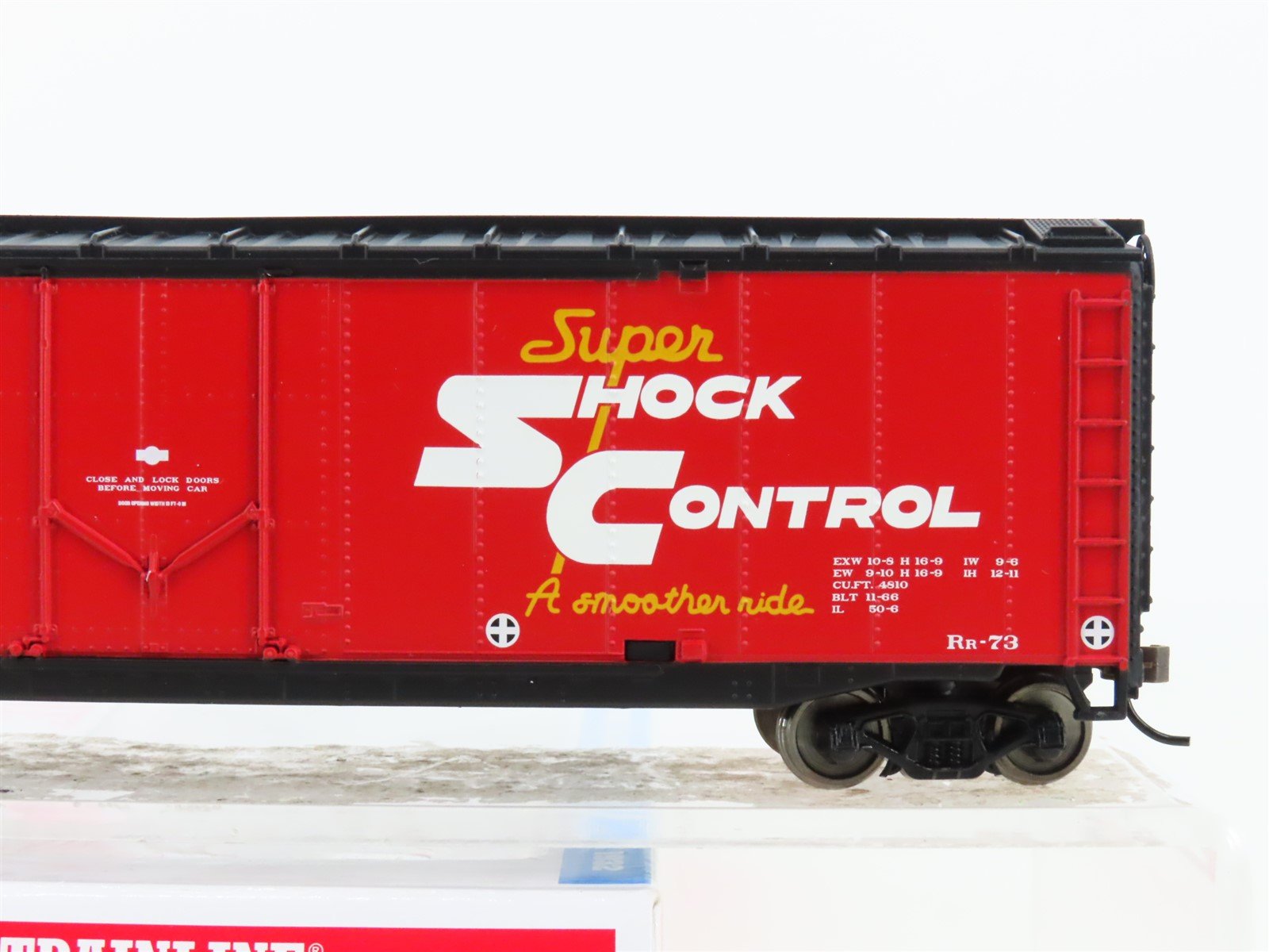HO Scale Walthers Trainline 931-1676 SFRB Santa Fe 50' Plug Door Box Car #6572
