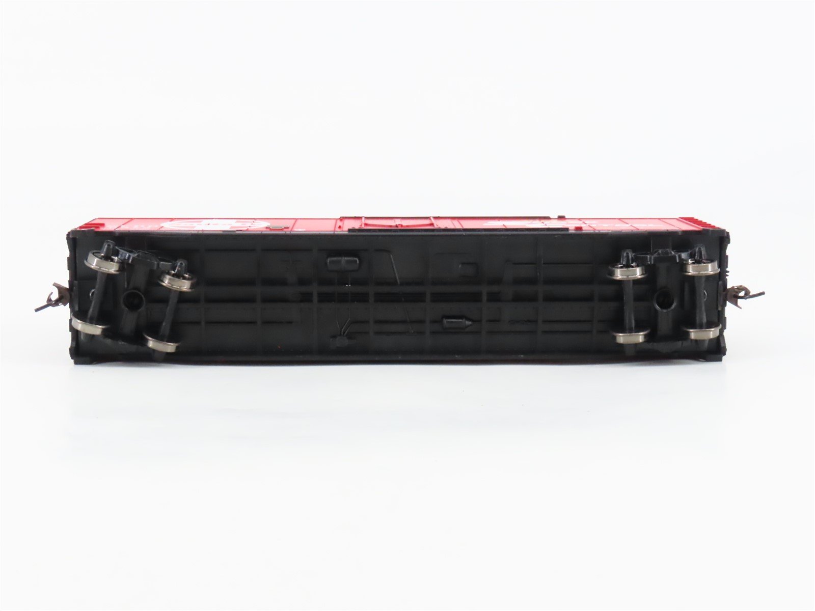 HO Scale Walthers Trainline 931-1676 SFRB Santa Fe 50' Plug Door Box Car #6572