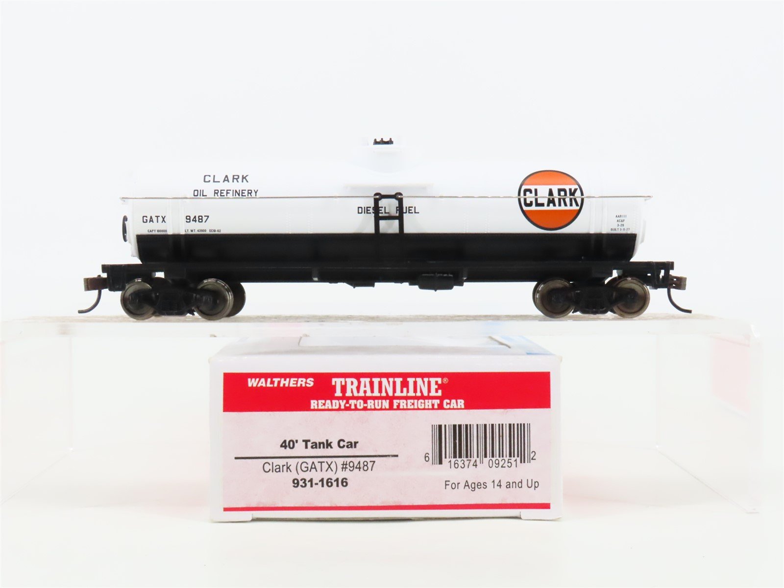 HO Scale Walthers Trainline 931-1616 GATX Clark 40' Single Dome Tank Car #9487