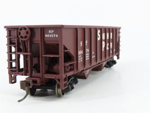 HO Scale Walthers Trainline 931-1644 SP Southern Pacific 2-Bay Hopper #464174