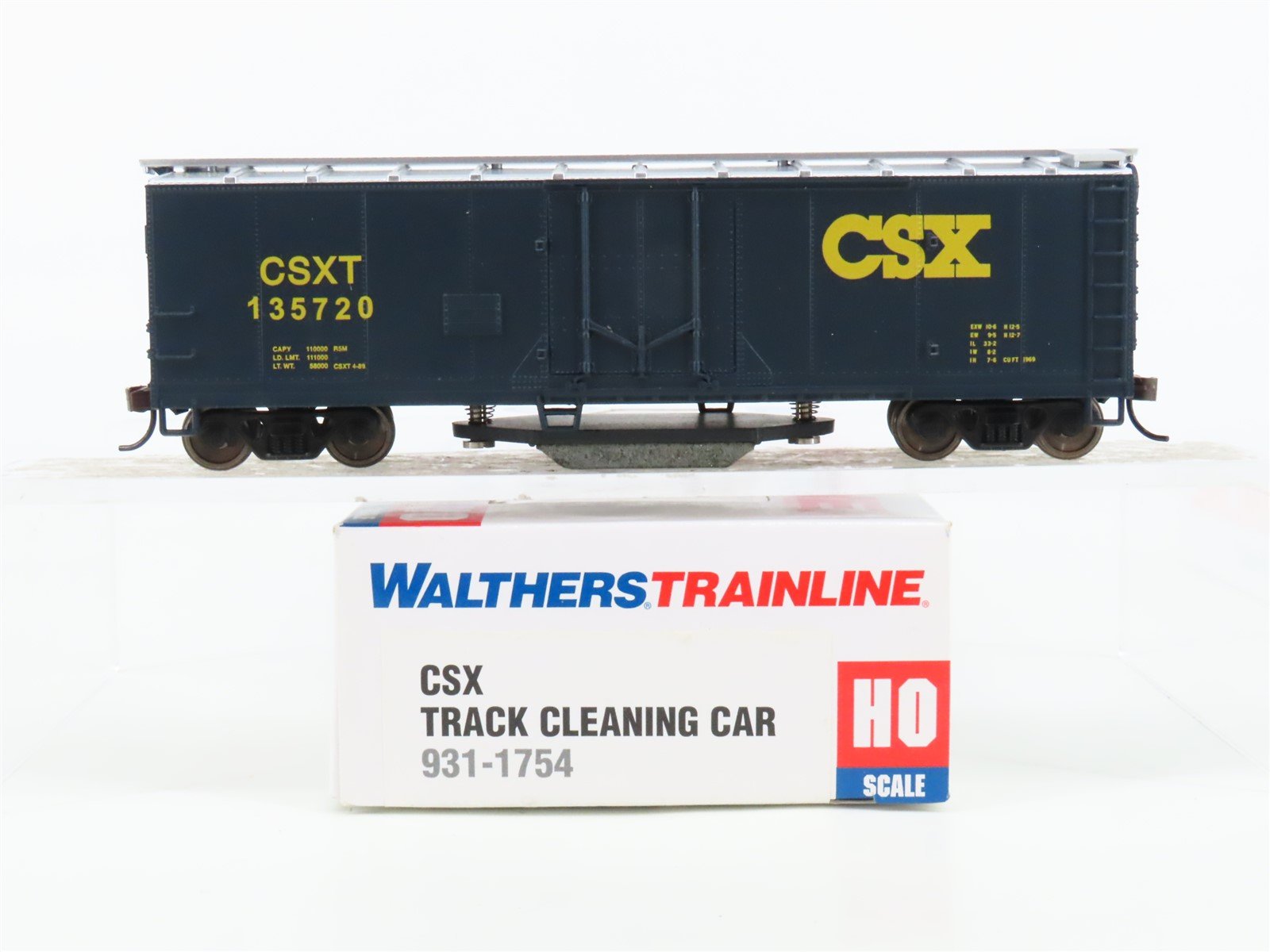 HO Scale Walthers Trainline 931-1754 CSXT Track Cleaning Box Car #135720