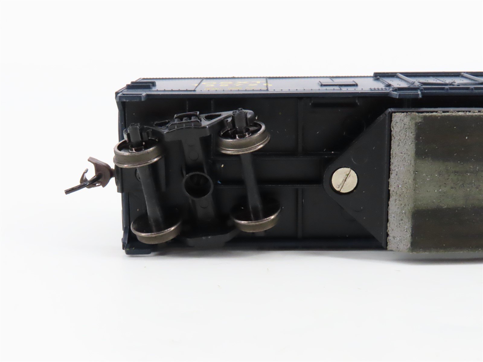 HO Scale Walthers Trainline 931-1754 CSXT Track Cleaning Box Car #135720