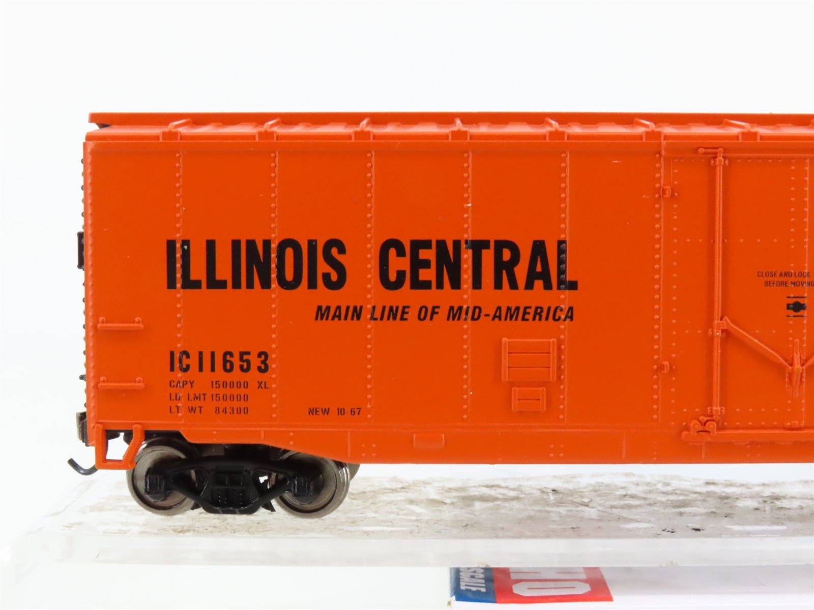 HO Scale Walthers Trainline 931-1678 IC Illinois Central Railroad Box Car #11653