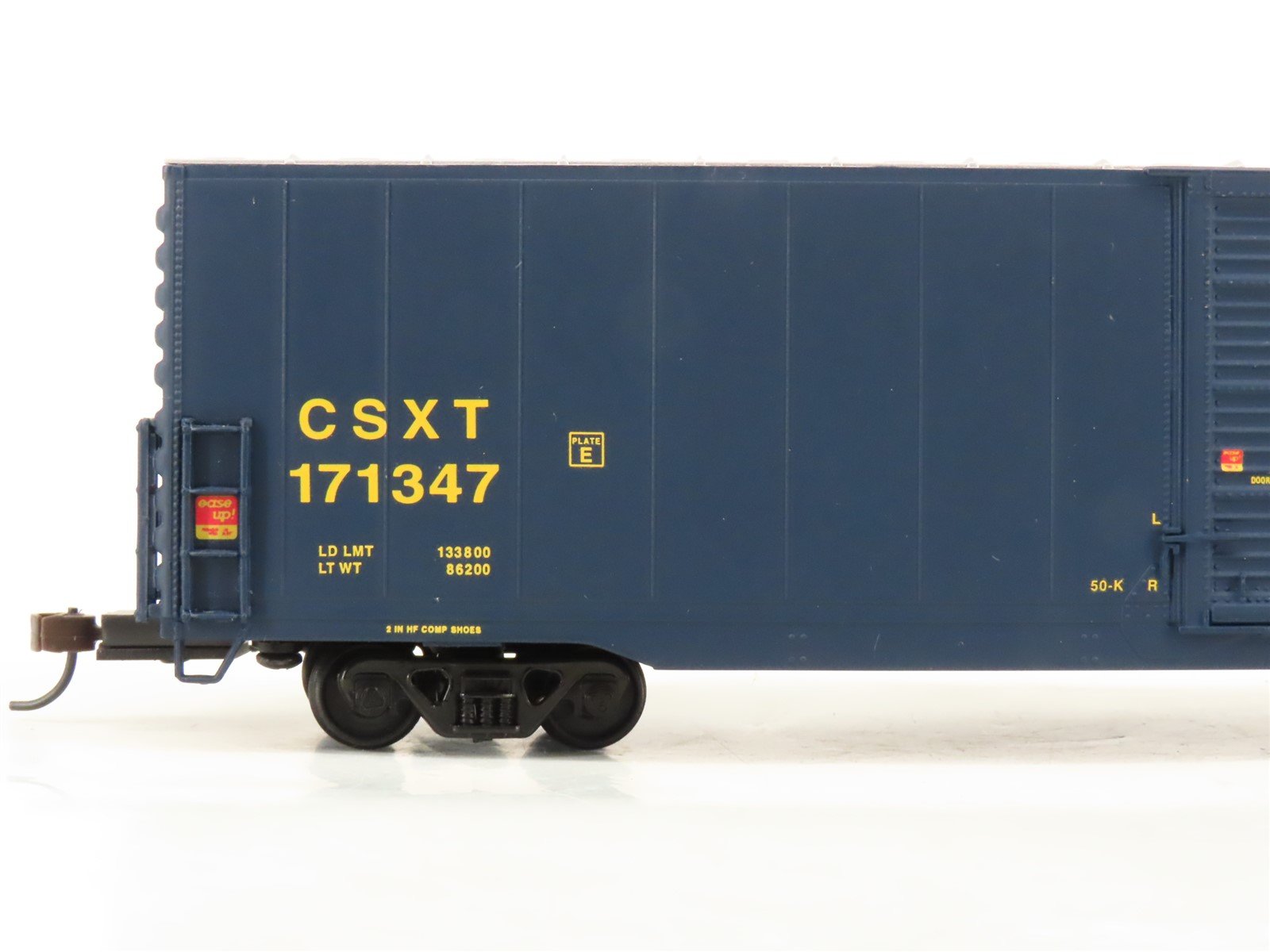 HO Scale Walthers 932-23558 CSXT 60' Single Door Auto Box Car 2
