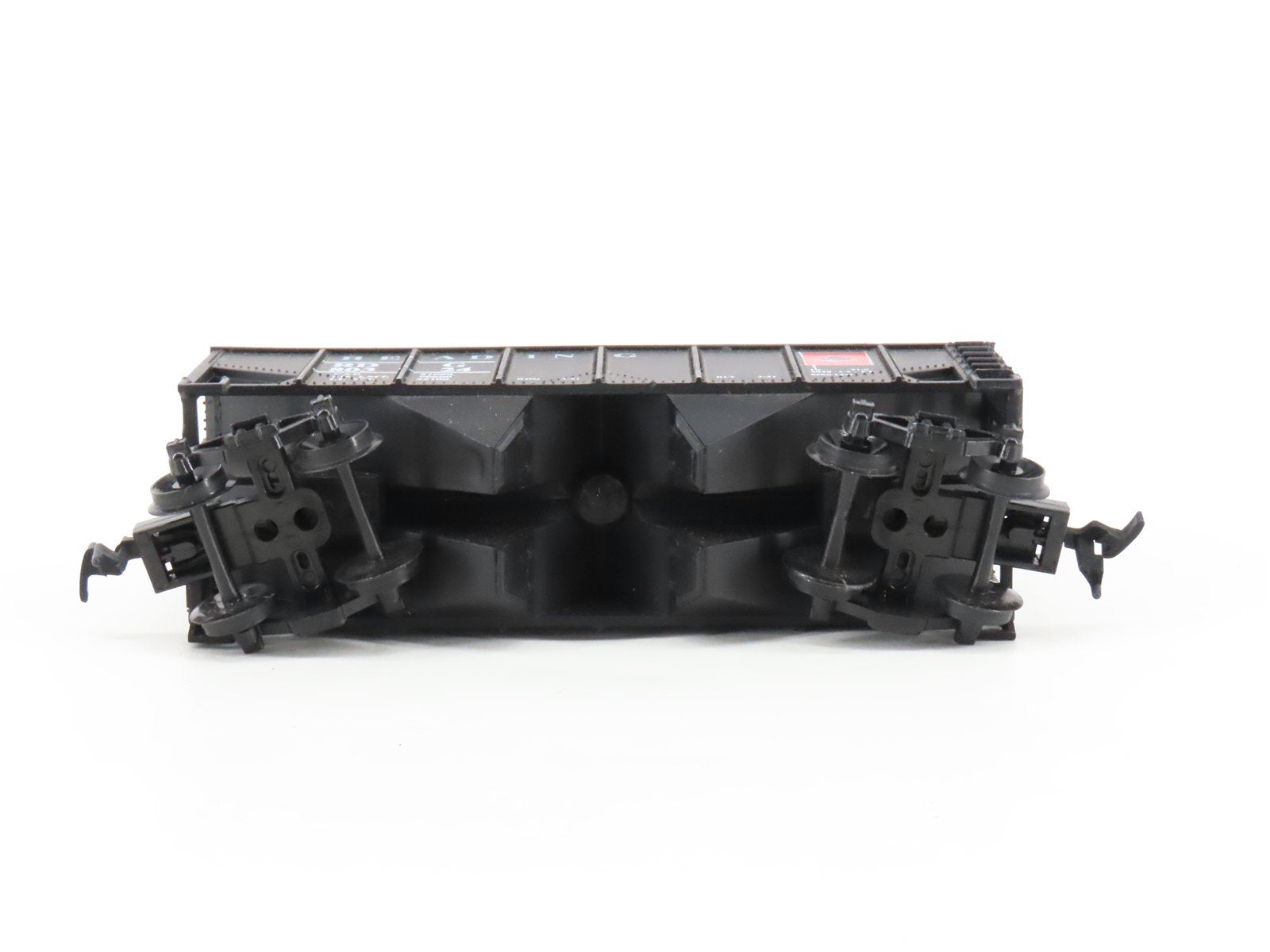 HO Scale IHC 2556 RDG Reading Lines 2-Bay Open Hopper #80324 w/ Load