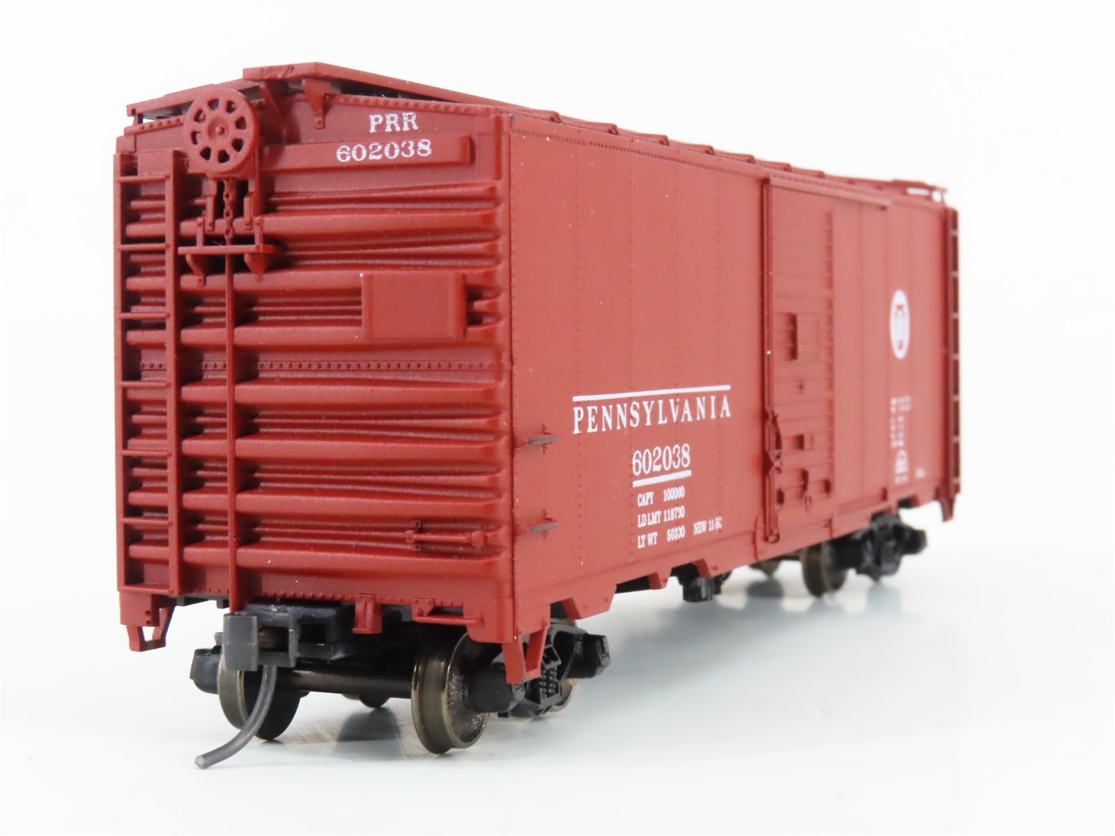 HO Scale Accurail 3204 PRR Pennsylvania 40' Steel Box Car #602038 - BUILT
