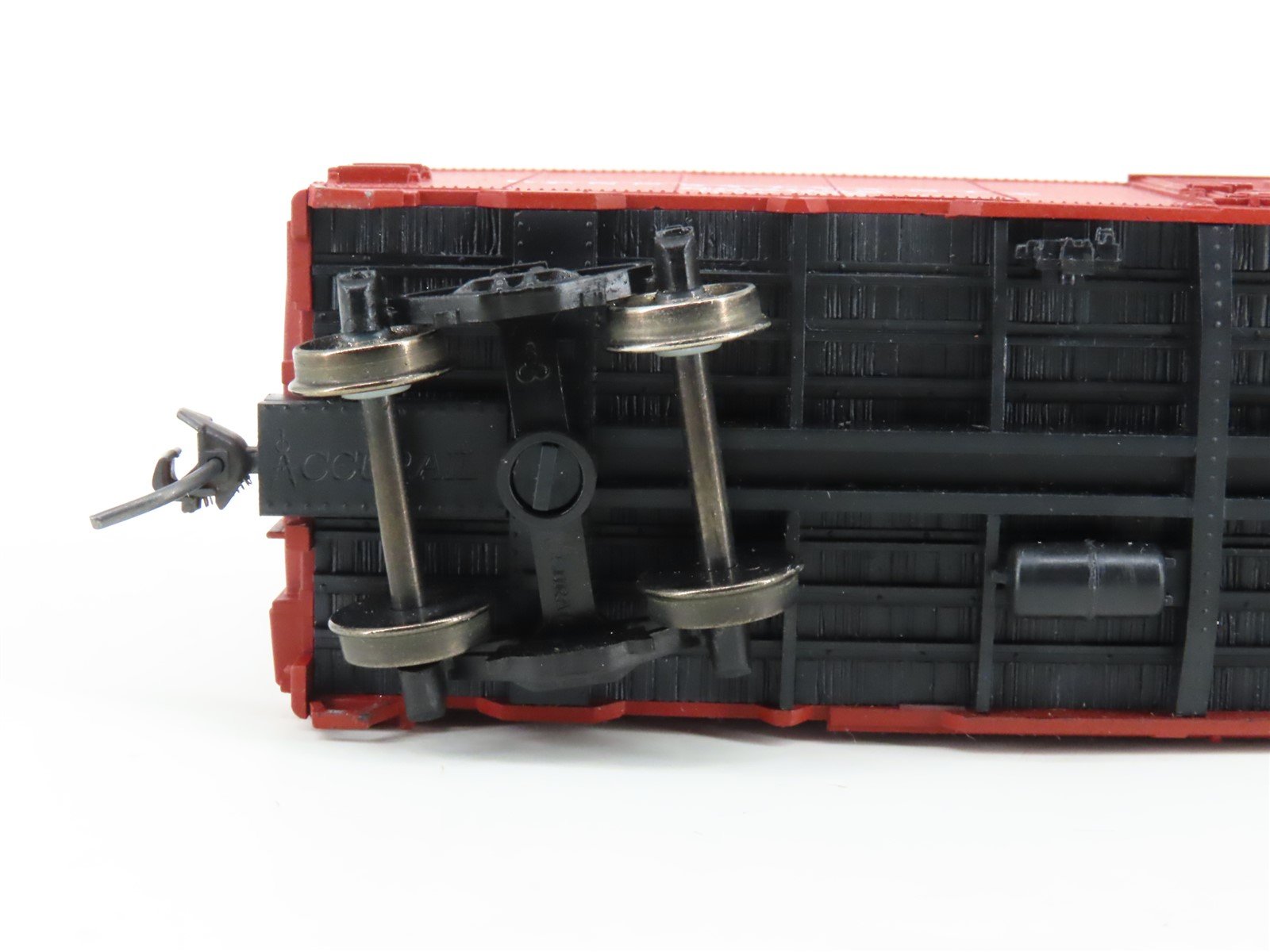 HO Scale Accurail 3204 PRR Pennsylvania 40' Steel Box Car #602038 - BUILT