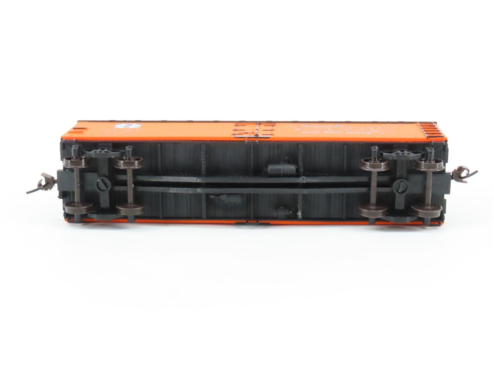 HO Scale Accurail 4814 SFRD Santa Fe Railroad 40' Wood Reefer #35264 - BUILT