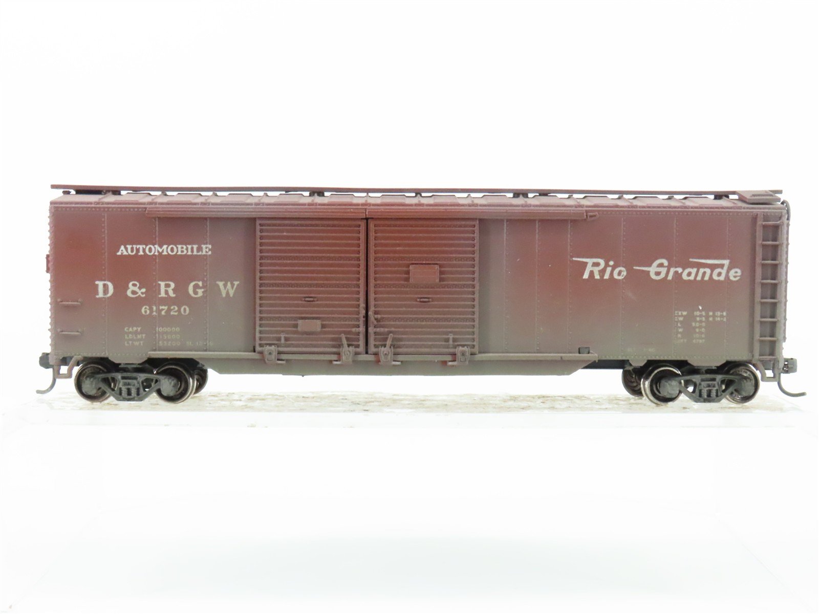 HO Scale Athearn DRGW Rio Grande 50' Boxcar #61720 Weathered