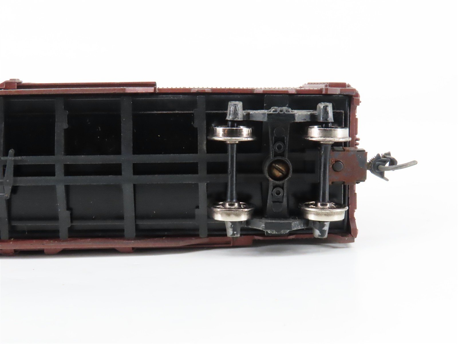 HO Scale Athearn DRGW Rio Grande 50' Boxcar #61720 Weathered