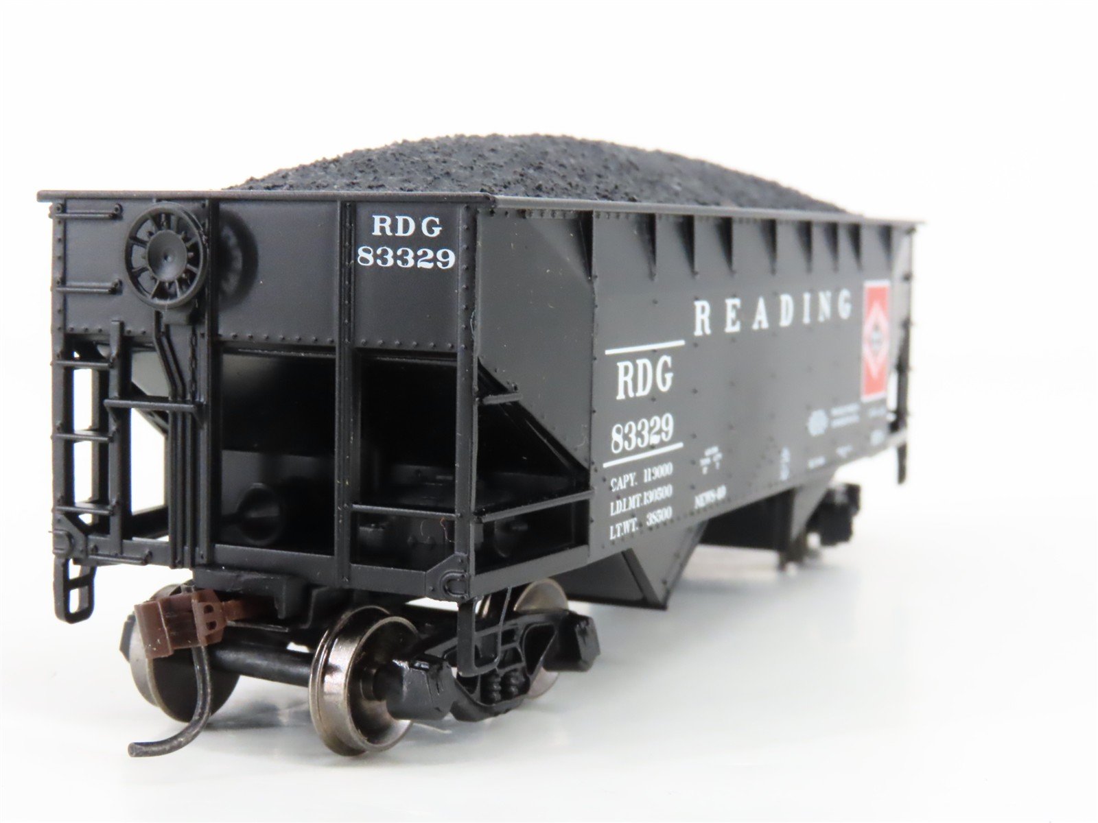 HO Scale RDG Reading 2-Bay Open Hopper #83329 w/Coal Load