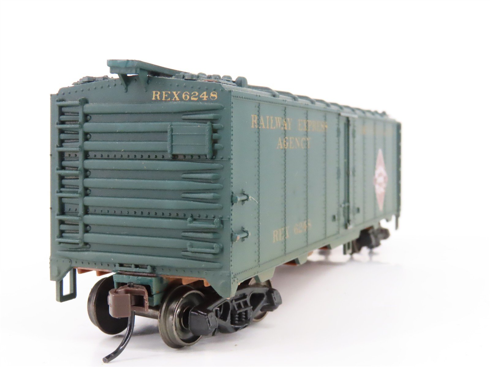 HO Scale Athearn REX Railway Express Agency 40' Express Reefer #6248