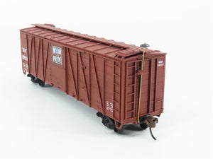 HO Scale Accurail 1583 WP Western Pacific 40' Wood Ends Boxcar #26112