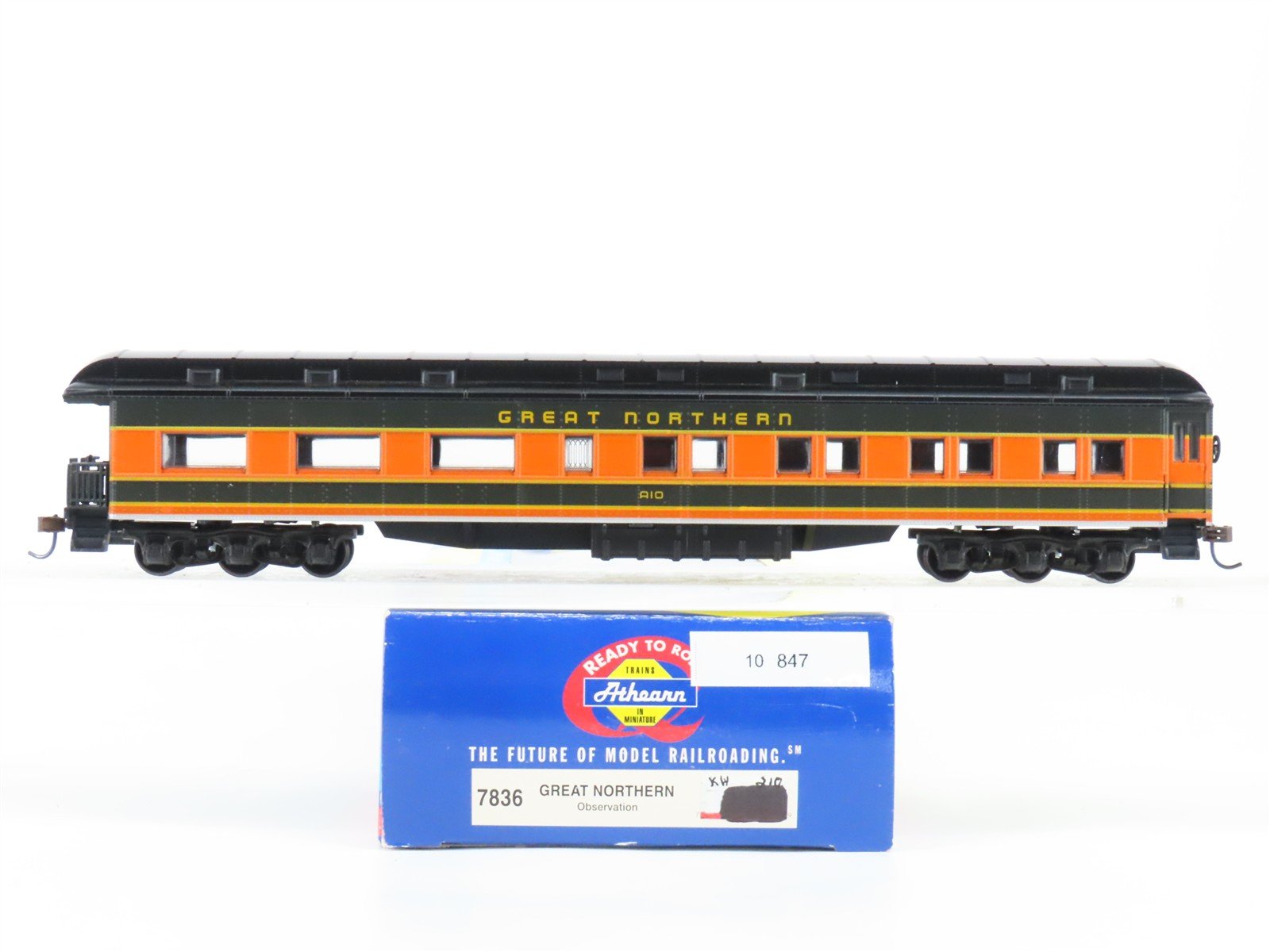 HO Scale Athearn RTR 7836 GN Great Northern Observation Passenger Car #A10