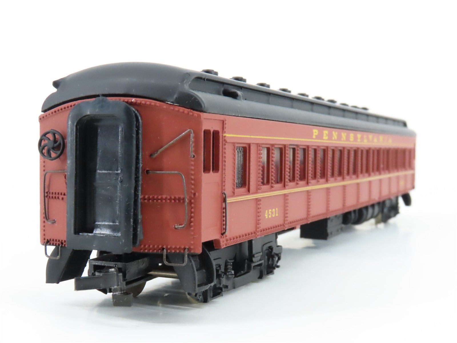 HO Scale Bachmann Spectrum 89012 PRR Pennsylvania Coach Passenger Car #4531