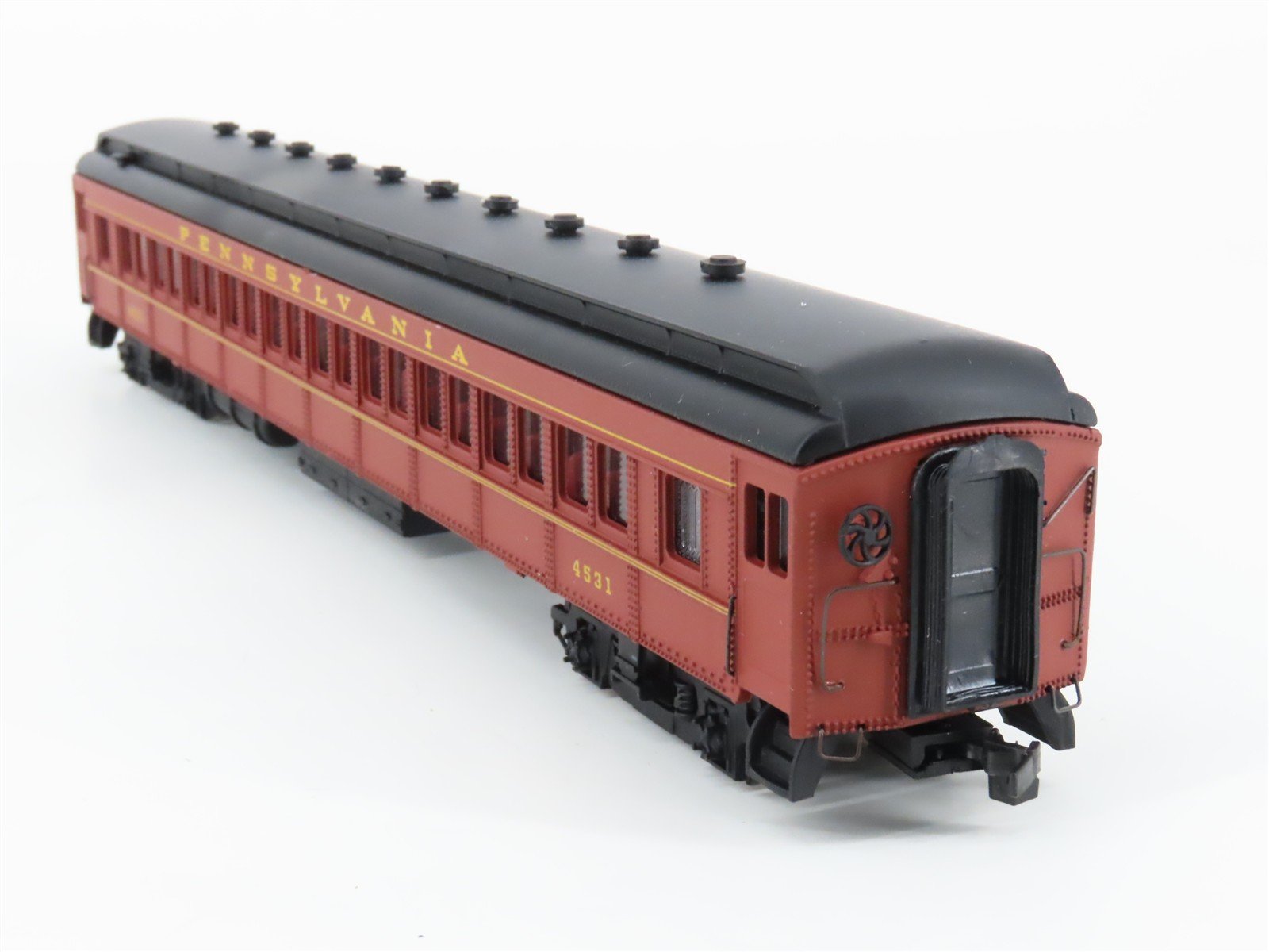 HO Scale Bachmann Spectrum 89012 PRR Pennsylvania Coach Passenger Car #4531