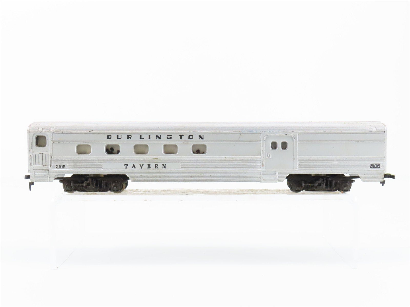 HO Scale Tyco CBW Burlington Tavern Passenger Car #3105 w/Light