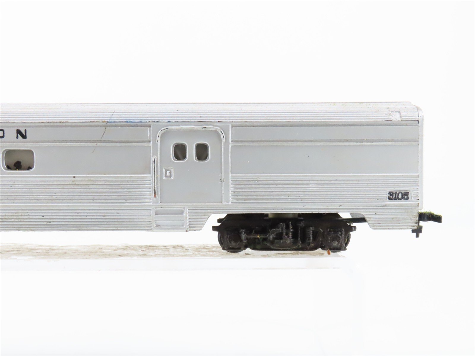 HO Scale Tyco CBW Burlington Tavern Passenger Car #3105 w/Light