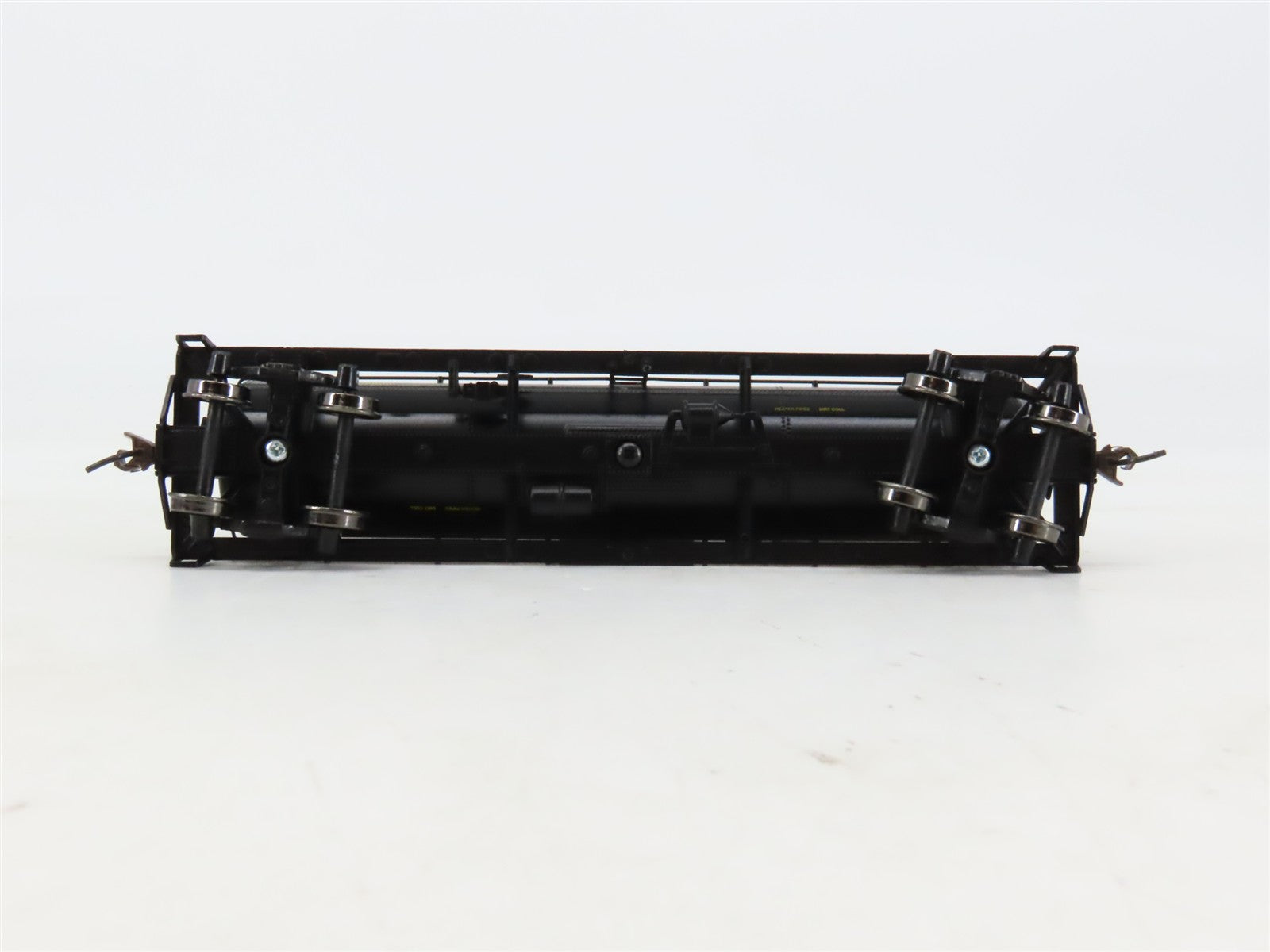 HO Scale Athearn 7312 UTLX Union Tank Car Co. Single Dome Tank Car 86116