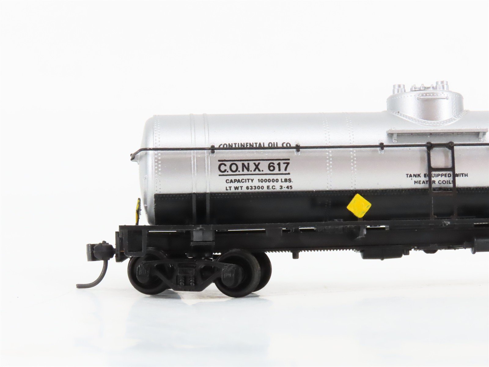 HO Scale Athearn 1571 CONX Conoco Single Dome Tankcar #617
