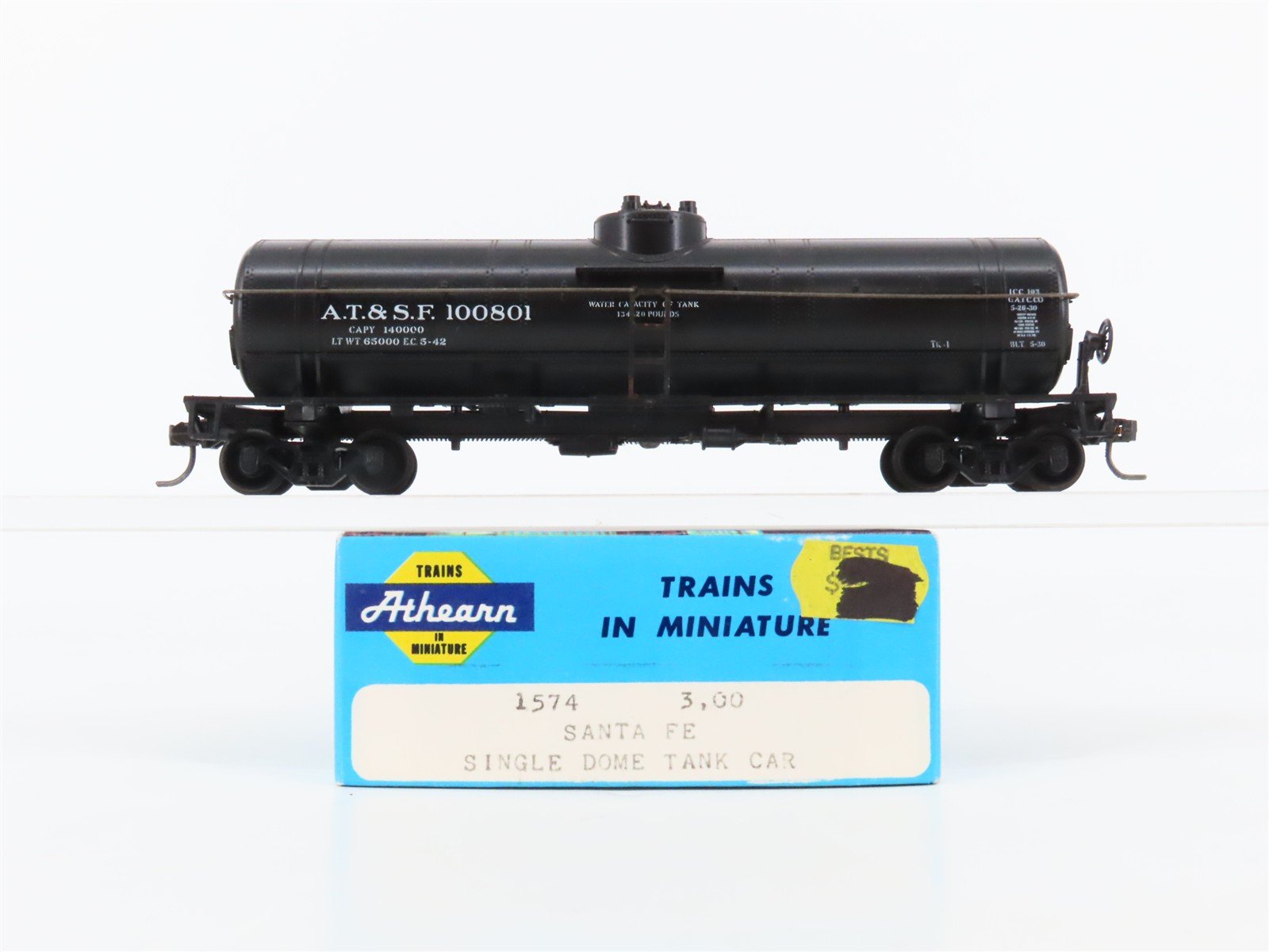 HO Scale Athearn 1574 ATSF Santa Fe Single Dome Tankcar #100801