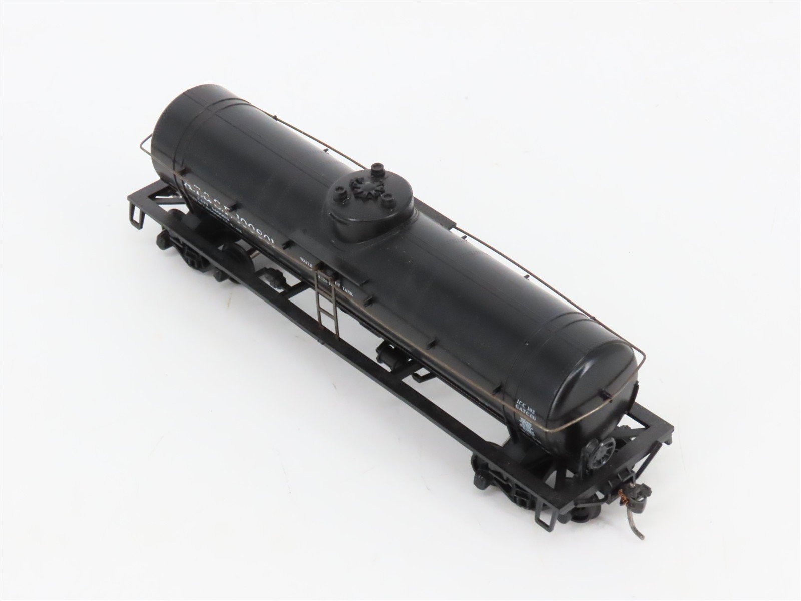 HO Scale Athearn 1574 ATSF Santa Fe Single Dome Tankcar #100801