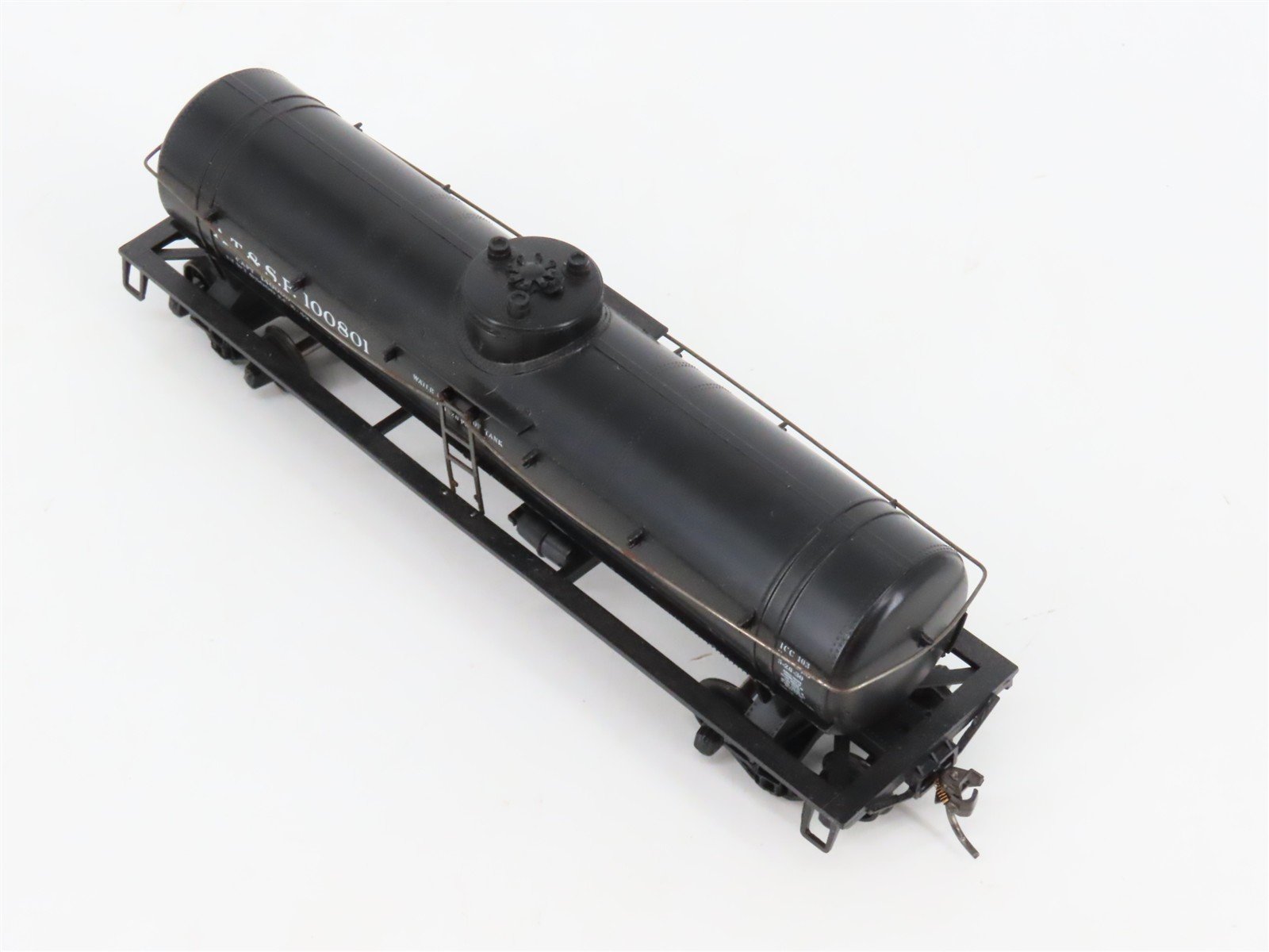HO Scale Athearn 1574 ATSF Santa Fe Single Dome Tankcar #100801