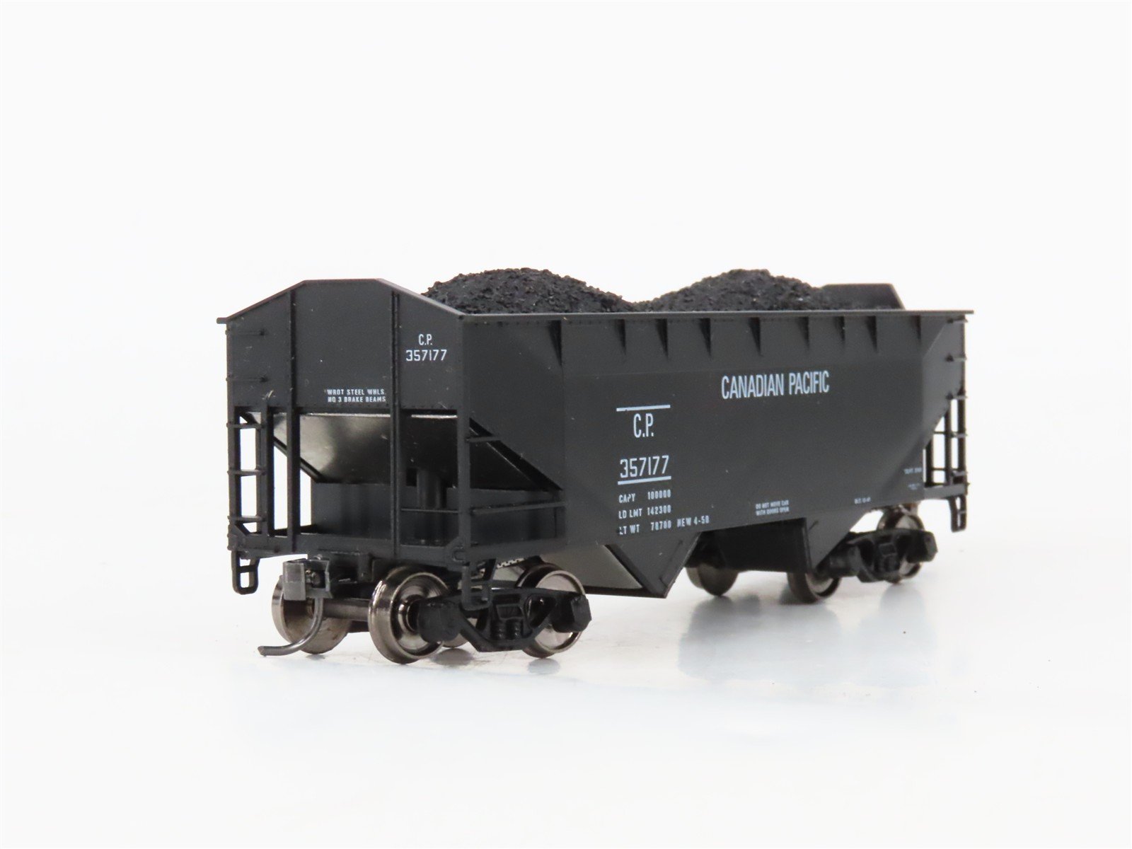 HO Scale Athearn CP Canadian Pacific 2-Bay Open Hopper #357177 w/Load